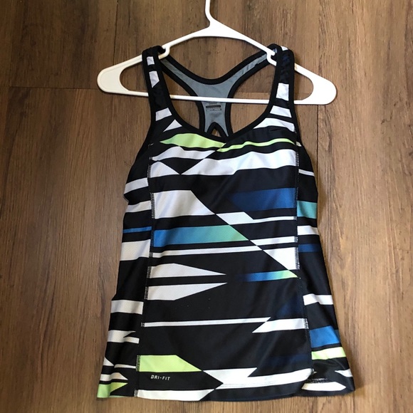 Nike Tops - Nike athletic tank top